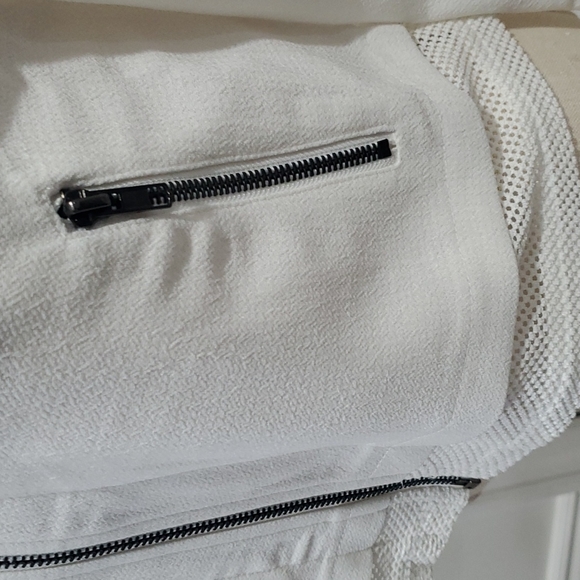 NEW Women's Lightweight White Jacket Size Small - Picture 7 of 9